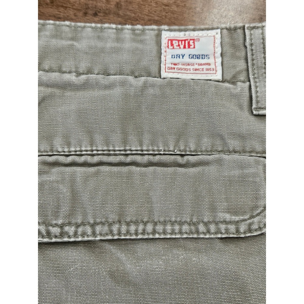 VTG 90s Skater Levis Mens Grunge Cargo Shorts size 38 Gray Canvas Utility Work